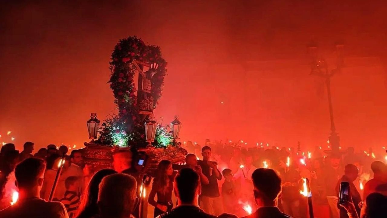 Procesión de las antorchas salvatierra de los Barros