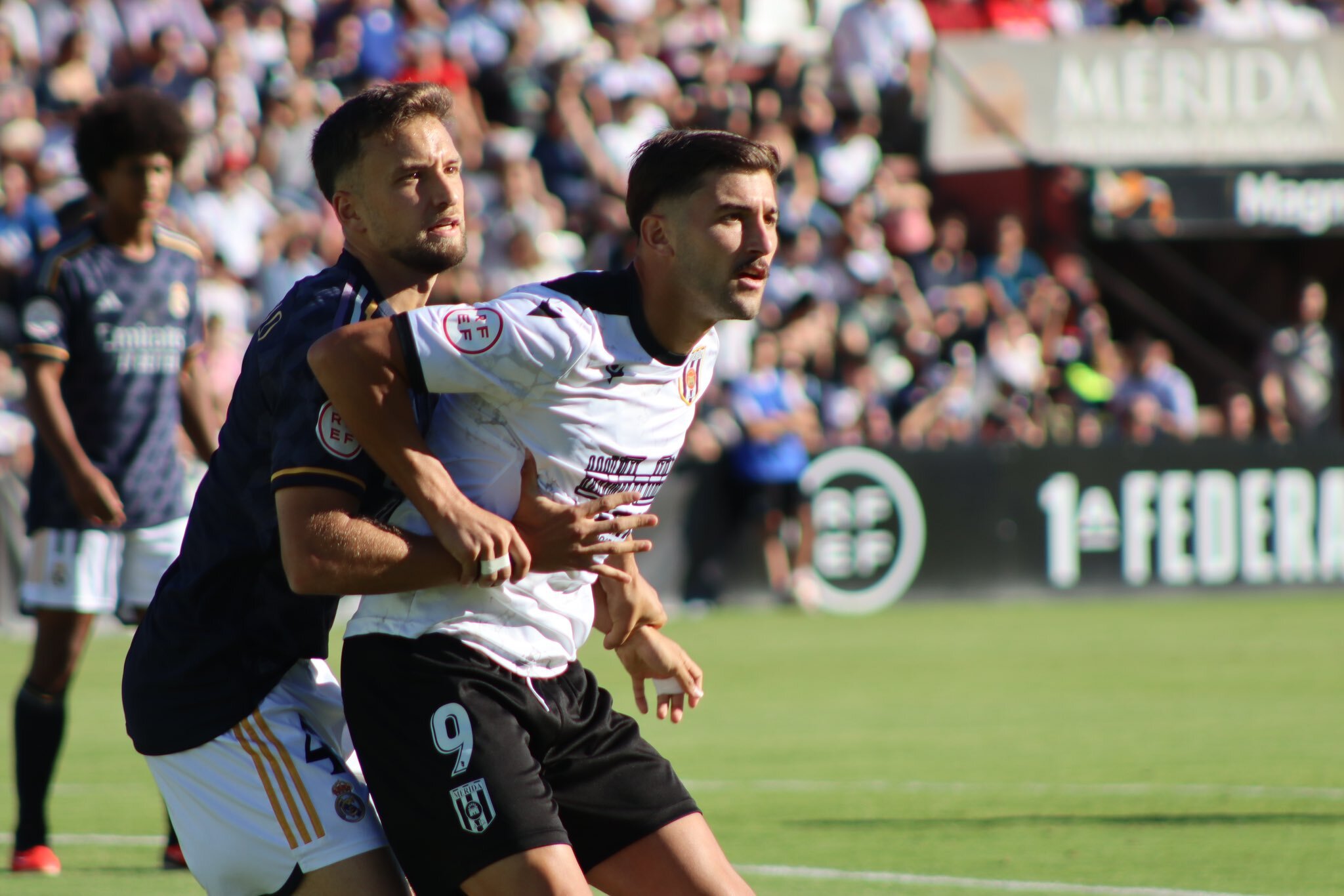 Acción del partido Mérida - Real Madrid Castilla