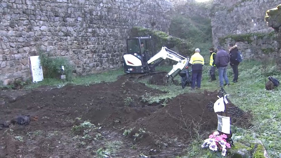 Exhumaciones en Santibáñez el Alto