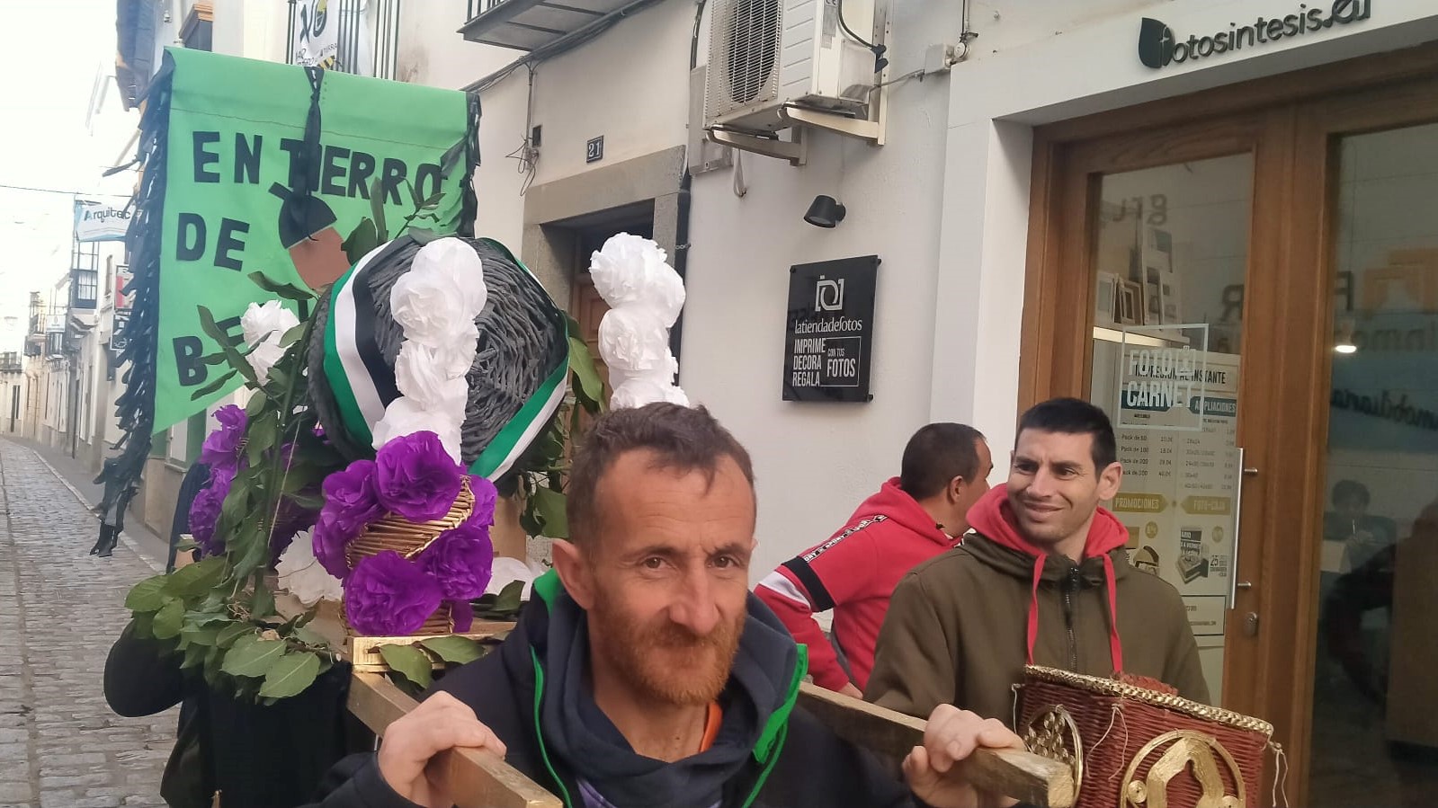 Sepelio de la bellota, de Plena Inclusión Zafra. Año 2023