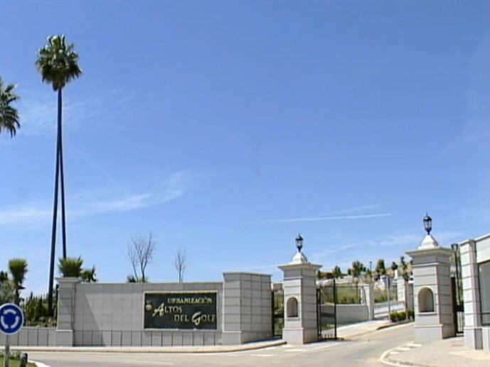 Urbanización Altos del Golf