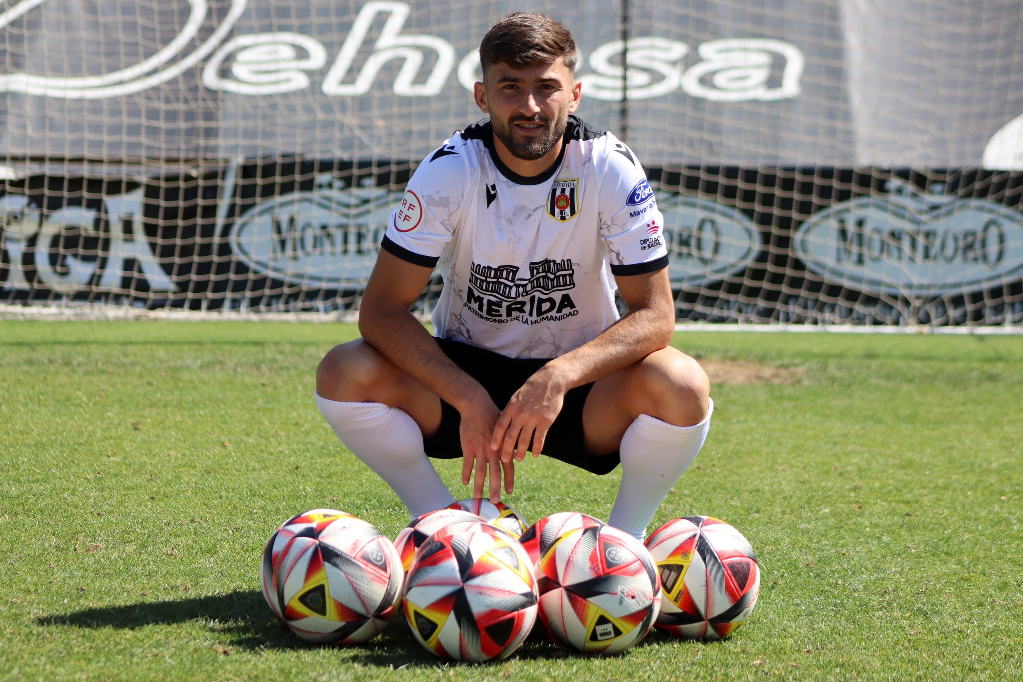 Chuma con sus goles en el estadio Romano.