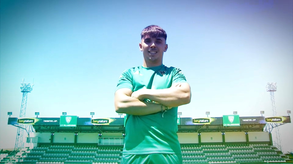 Óscar Muñoz, más cerca de volver tras superar dos operaciones de rodilla.