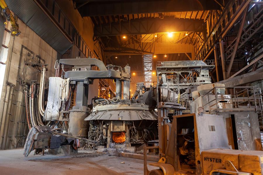 Vista de la planta de siderúrgica Balboa, perteneciente al grupo Cristian Lay en Jerez de los Caballeros. EFE/ Jero Morales 