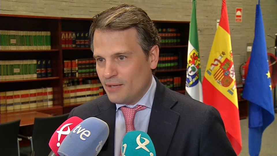 La Junta asegura que la derogación de la Ley de Memoria Histórica no supondrá modificaciones en otras, como la Ley LGTBI