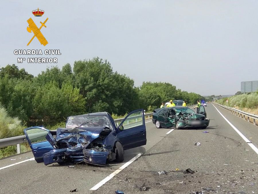 Coches accidentados en el siniestro