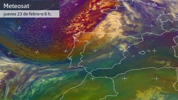 Imagen del Meteosat (masas de aire) en rojo y morado el aire frío. Jueves 23 de febrero 6 h. Eumetsat