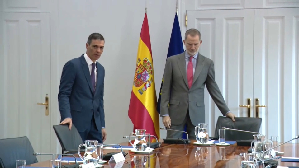 El Gobierno explica que los cortafuegos actuaron y sitúa la primera oscilación probablemente en Extremadura