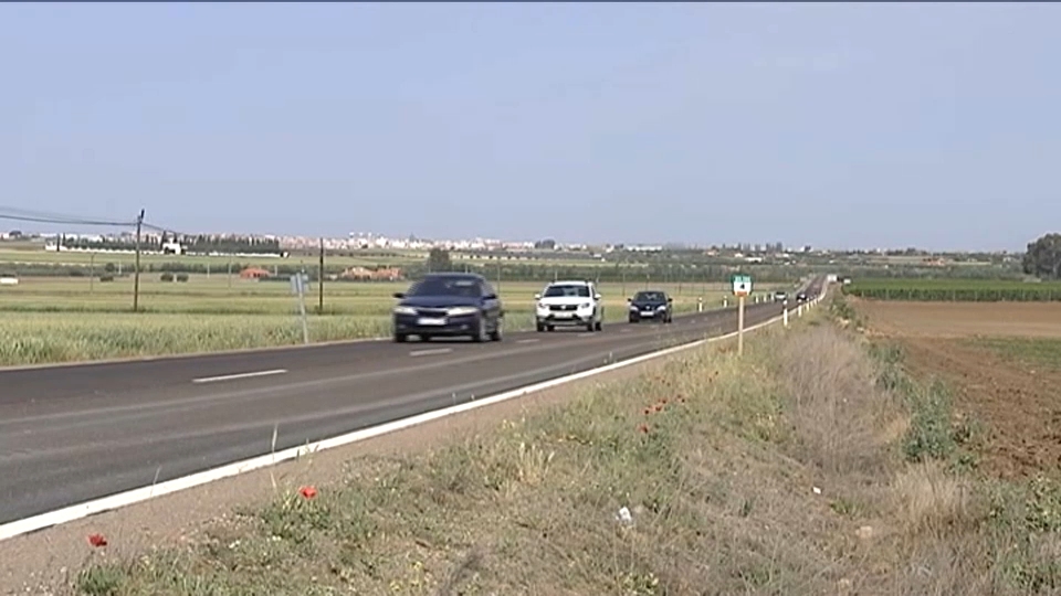 Tres carreteras provinciales en Badajoz siguen cerradas y diez ya han sido reabiertas tras reparar daños por la borrasca