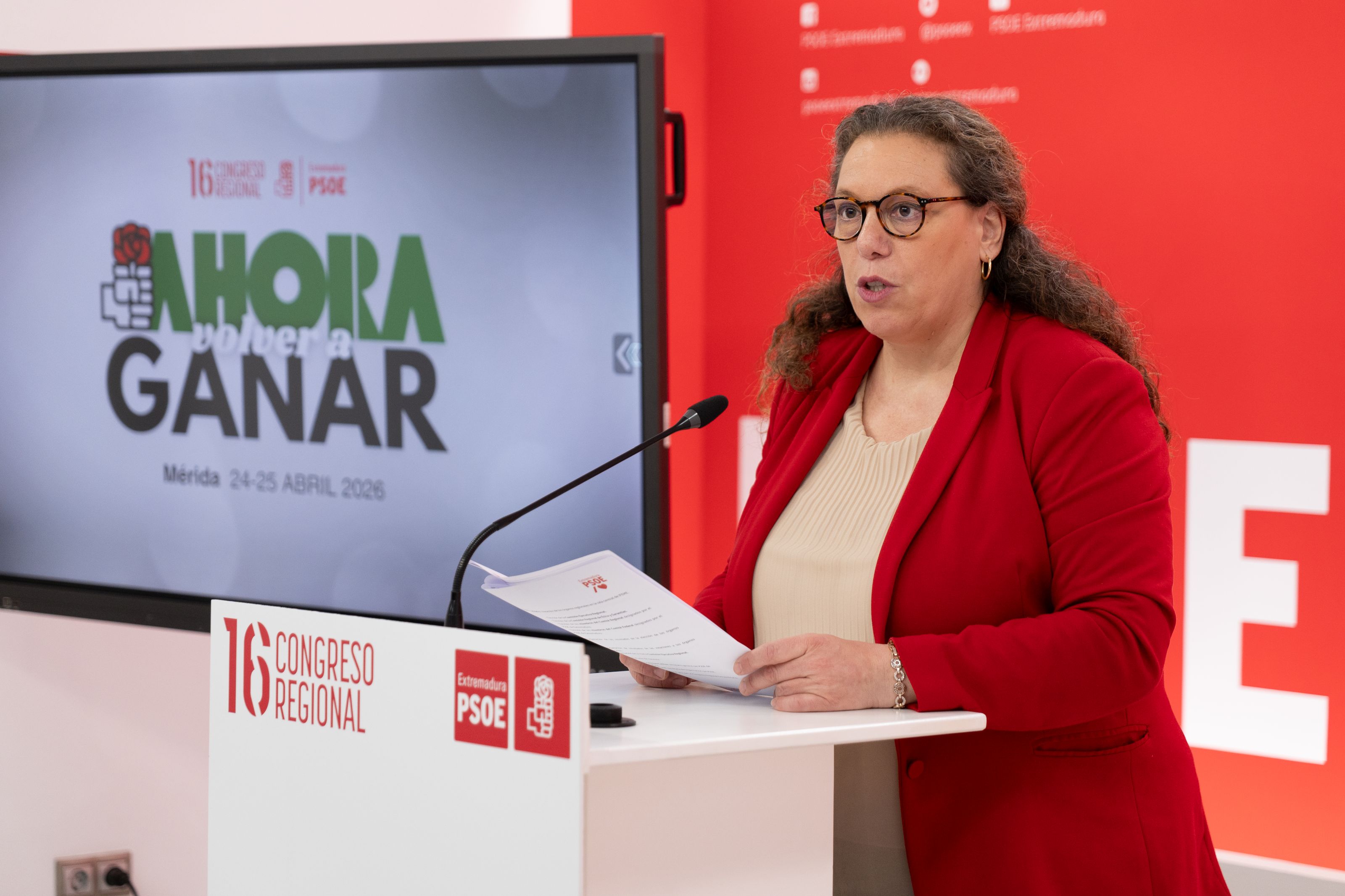Carmen Yáñez explica cómo será el Congreso Regional del PSOE