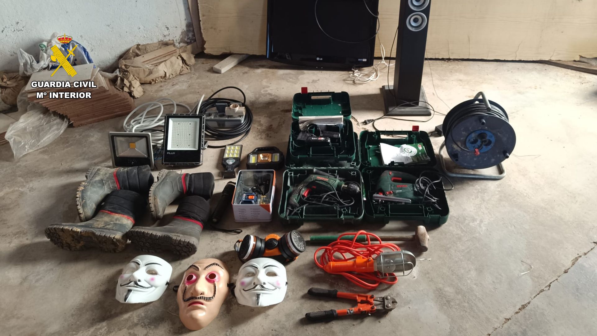 ROBOS EN PUEBLOS DE CÁCERES 