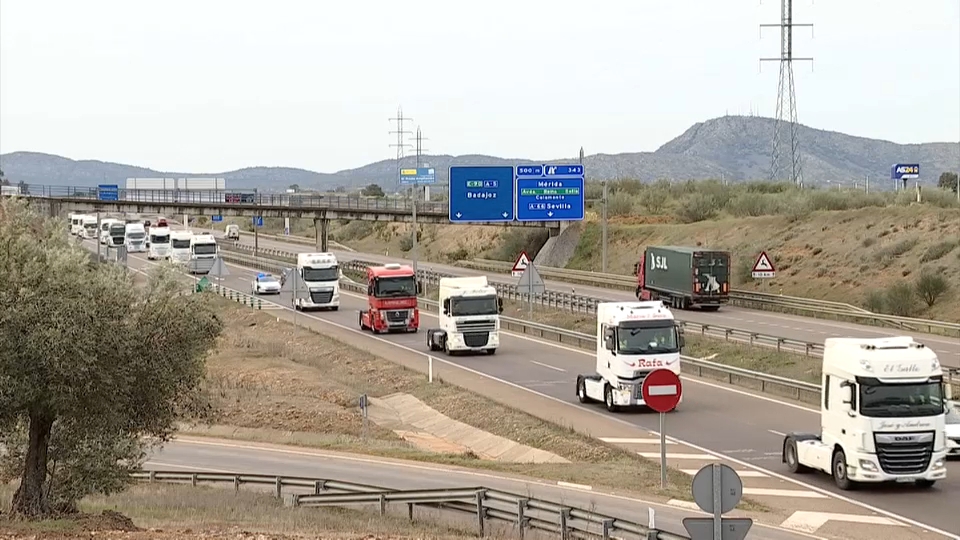 Paro de transportes en Extremadura