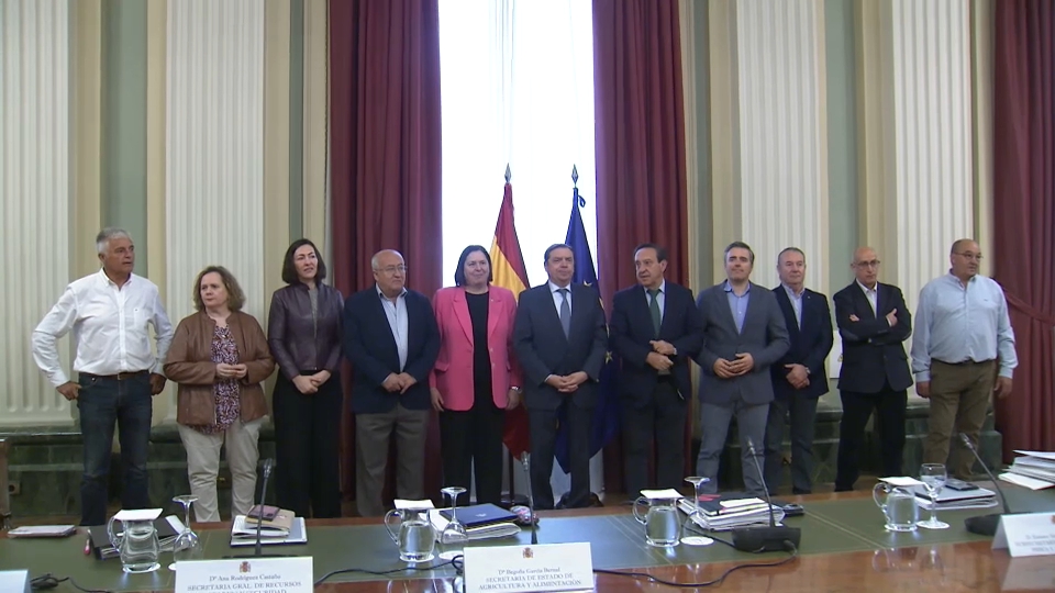 Planas afirma sentirse "defraudado" por el recorte de la PAC y aboga por la unidad