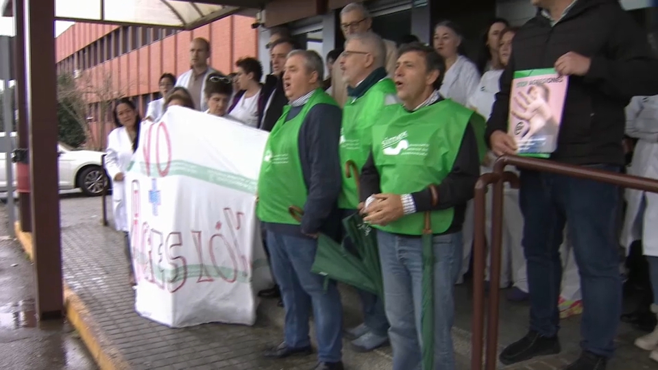 El Congreso insta al Gobierno a materializar un Plan Nacional contra las agresiones a los sanitarios