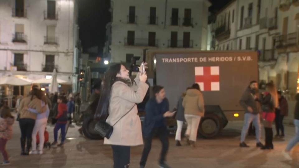 ambulancia militar expo Plaza de España Cáceres