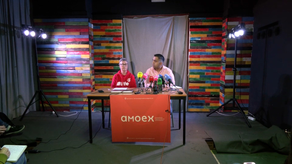 La Asociación Migrante Obrera de Extremadura ofrece una rueda de prensa