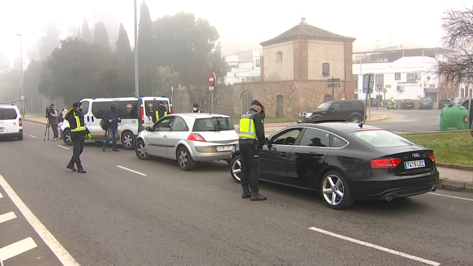 Control en cierre perimetral de la Policía Nacional y la Policía Local