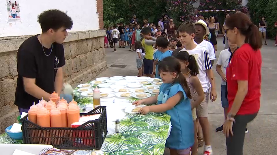 Desayuno saludable en el colegio Suárez Somonte