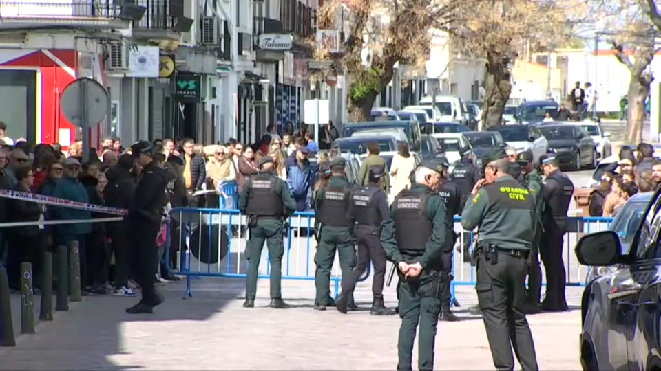 Dispositivo policial a la llegada de los detenidos