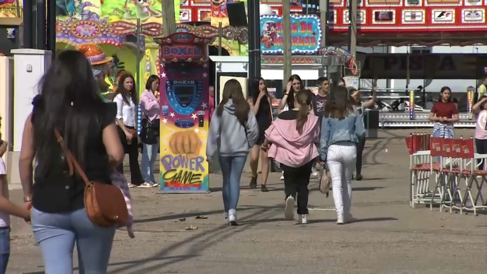 Ya están en funcionamiento las atracciones de la Feria de San Fernando