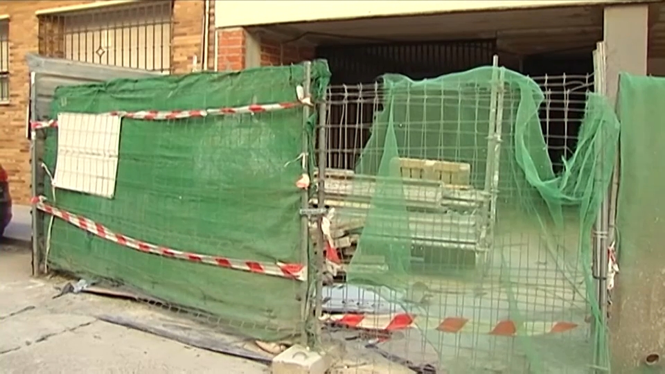 Obra en una calle de Badajoz