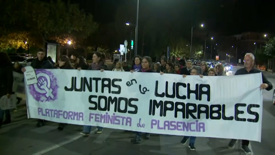 Manifestación 25N en Plasencia