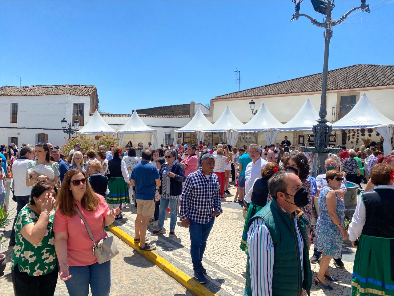 Ambiente durante la Feria de la Alfarería y el Barro