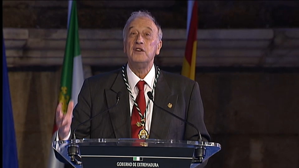 Tomás Calvo Buezas