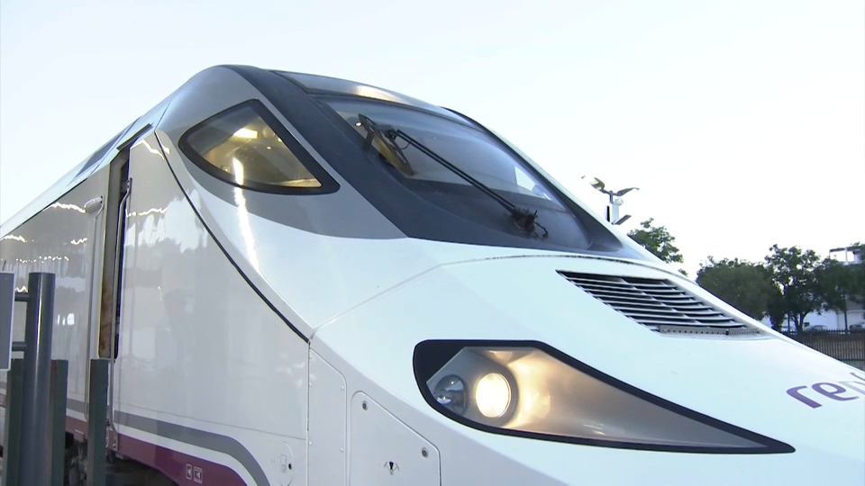 Los trenes de Media Distancia que unen Extremadura con Madrid, Puertollano y Sevilla se recuperan paulatinamente