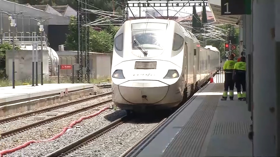Los trenes de Media Distancia que unen Extremadura con Madrid, Puertollano y Sevilla se recuperan paulatinamente