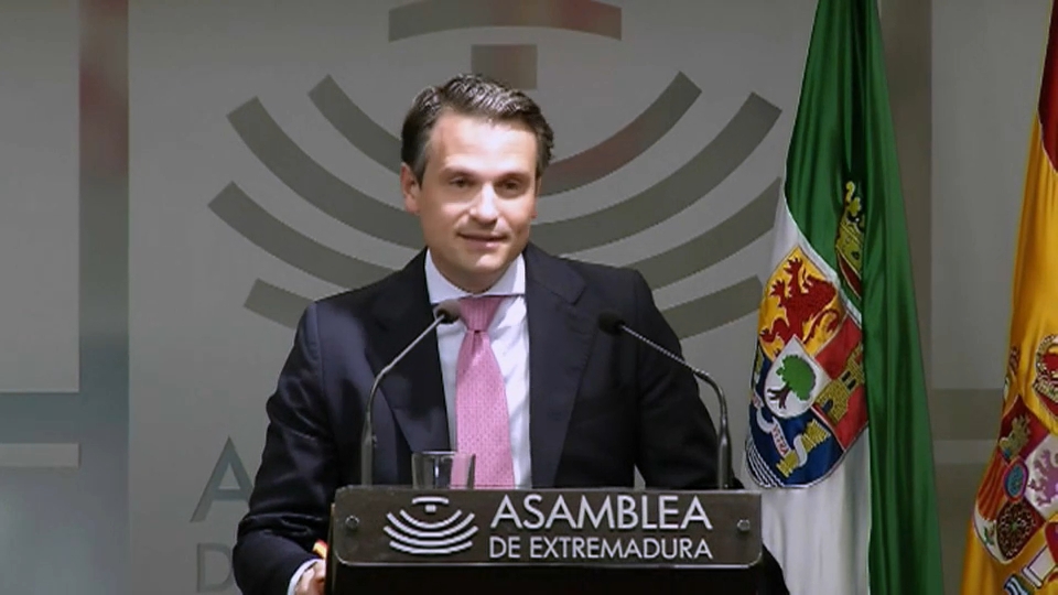Los grupos parlamentarios valoran el discurso de la candidata del PP a la Junta de Extremadura