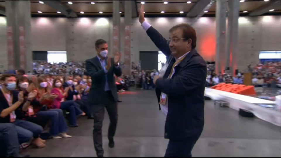 Guillermo Fernández Vara en el 40º congreso del PSOE