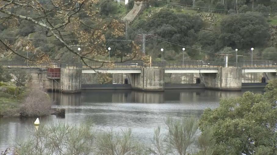 Desembalses en presas de la región: Se mantiene la recomendación de extremar la precaución en las zonas cercanas a los cauces