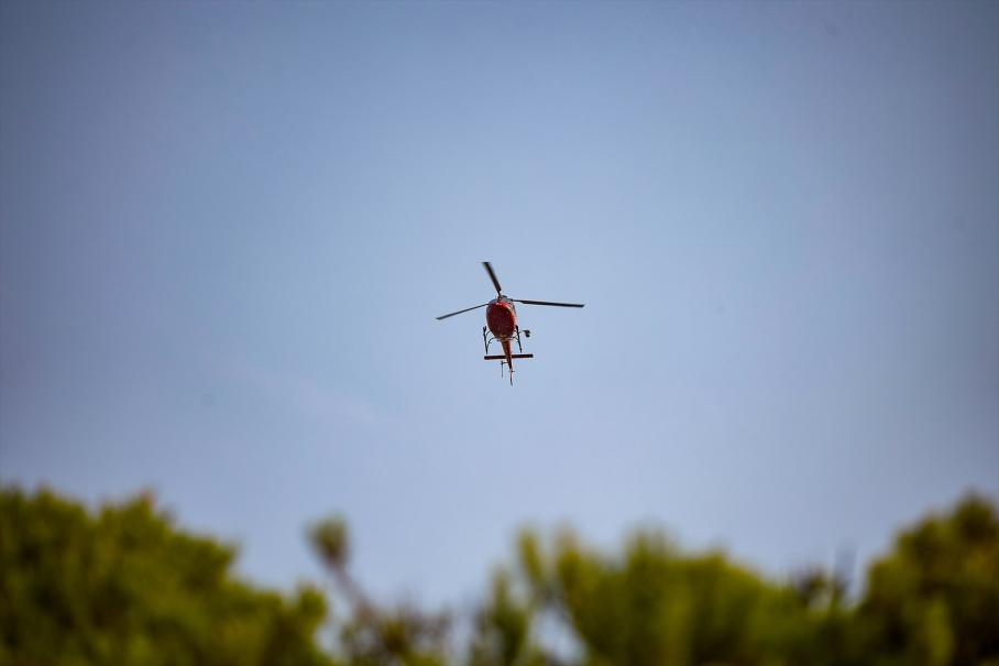 La Comunidad de Madrid envía un helicóptero bombardero para colaborar en la extinción de incendios de Extremadura