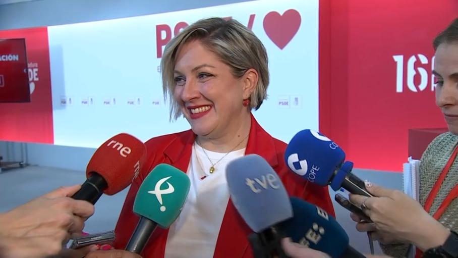 Soraya Vega, del PSOE de Extremadura, tras la celebración de las primarias