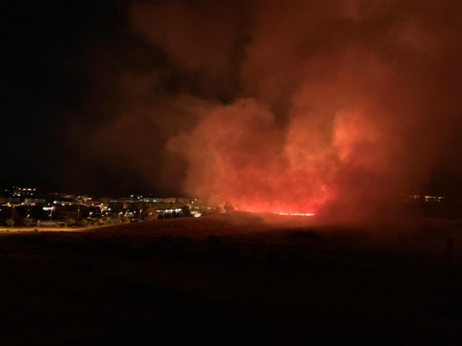 Imagen del incendio en la Sierra de Santa Bárbara