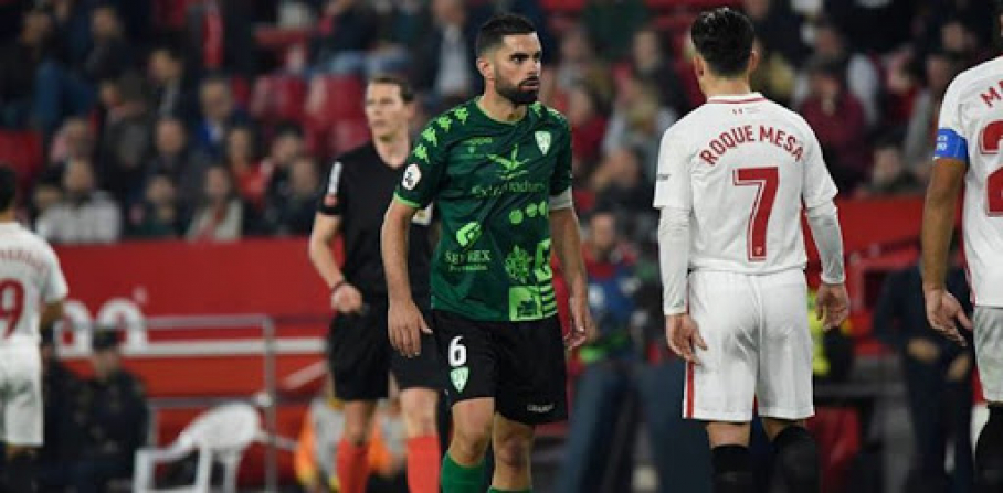 Pajuelo en el Sánchez Pizjuán ante el Sevilla