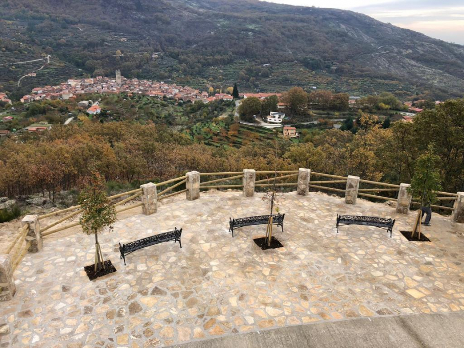 Mirador 'emperador Carlos V' de Garganta la Olla.