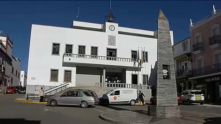 Fachada del Ayuntamiento de Oliva de la Frontera