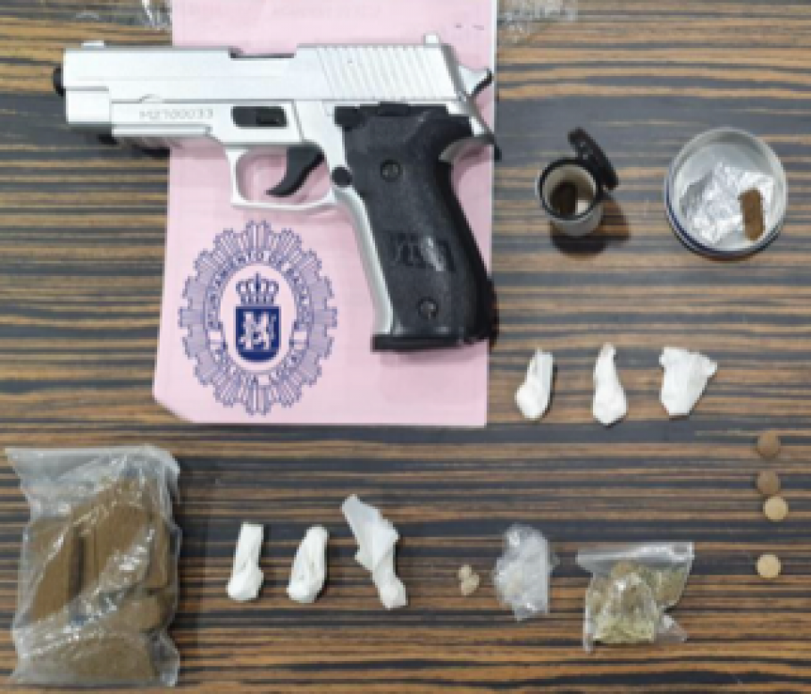 Pistola simulada Policía Local de Badajoz