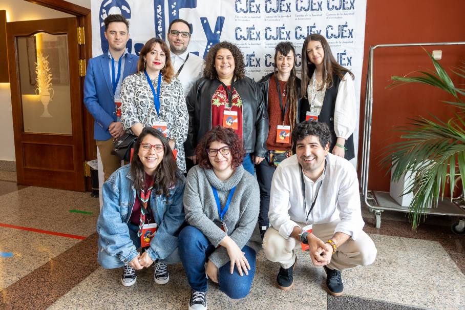 Imagen de la nueva directiva del Consejo de la Juventud de Extremadura