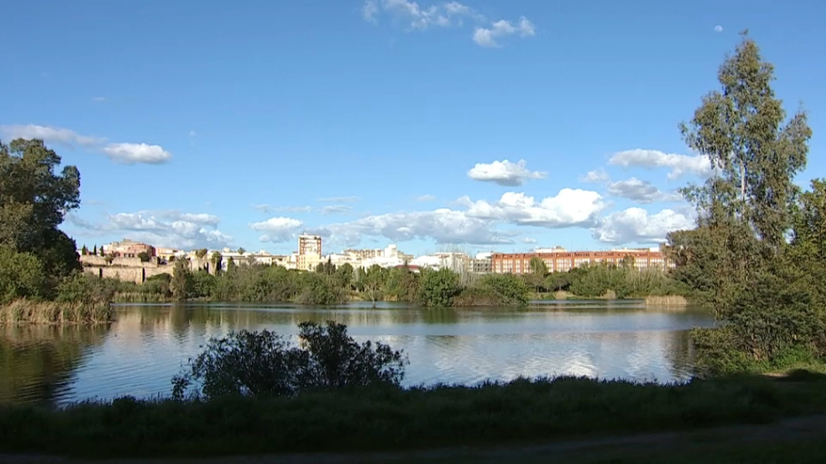 El río Guadiana a su paso por Mérida