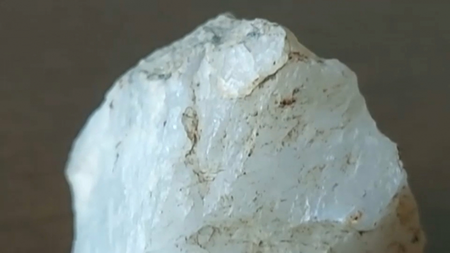 Un ejemplar de ambigolita, uno de los minerales ricos en litio