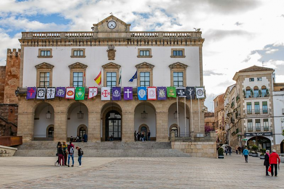 El Gobierno va a proponer un listado de 25 ciudades de toda la geografía española, incluida Cáceres, para la celebración de las principales reuniones que tendrán lugar durante la Presidencia de turno de la UE en el segundo semestre de 2023.