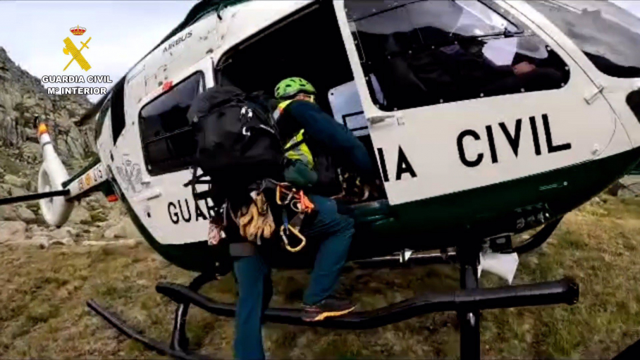 Helicóptero de rescate de Guardia Civil