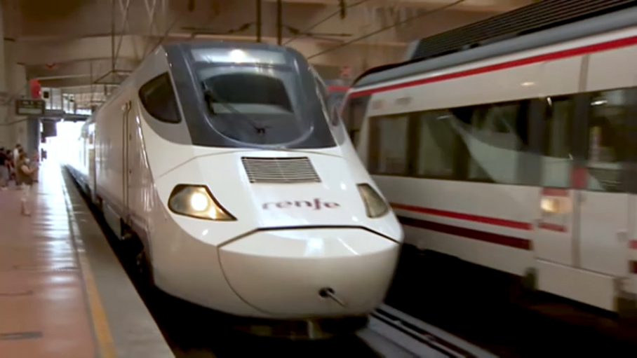 Tren Alvia