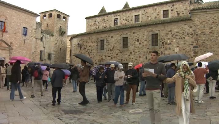 Turistas en Cáceres durante el puente de mayo