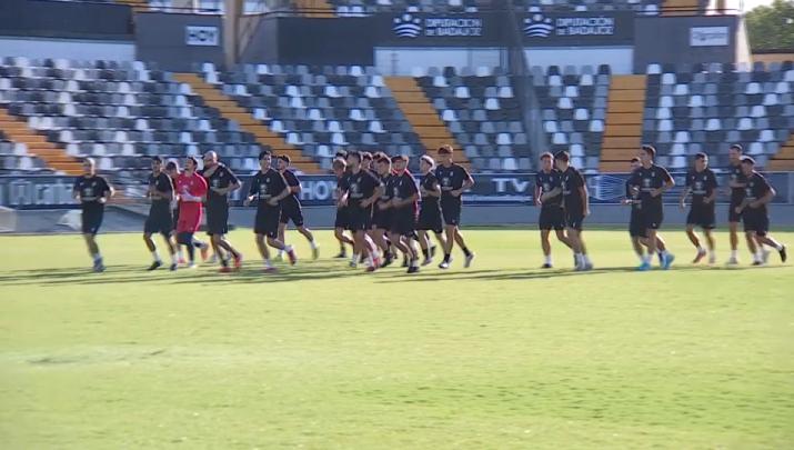 Marrero vuelve a entrenar al Badajoz con el objetivo del ascenso