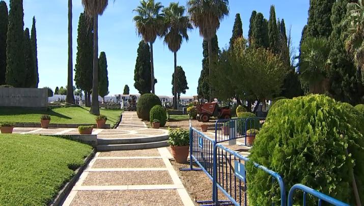 Piden al Ayuntamiento de Badajoz que apoye la declaración de lugar de la memoria las tapias del cementerio de San Juan