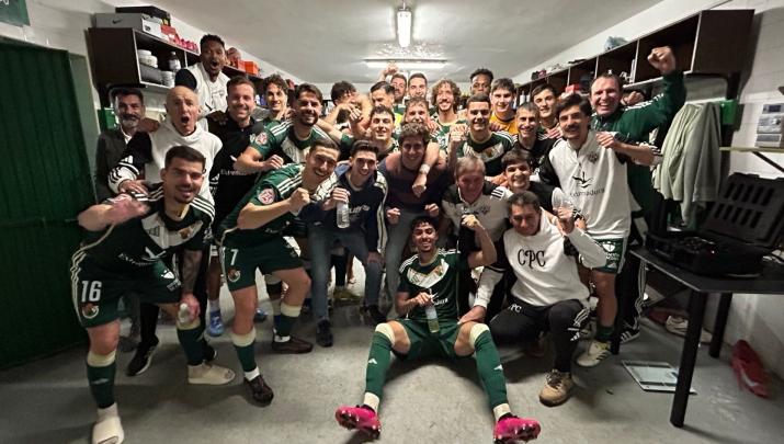 El CP Cacereño celebra el triunfo 